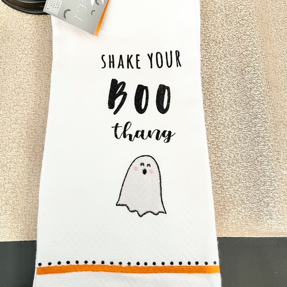 🆕Set of 2 SHAKE YOUR BOO THANG Ghost Kitchen Towels - Picture 2 of 3